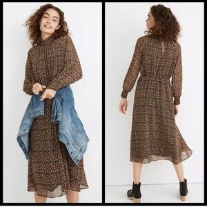 Madewell (Re)sourced Georgette Smocked Neck Midi Dress Folktale Paisley XL